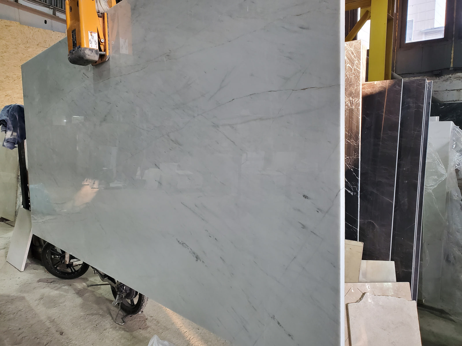 Алигударз белый — фото 13