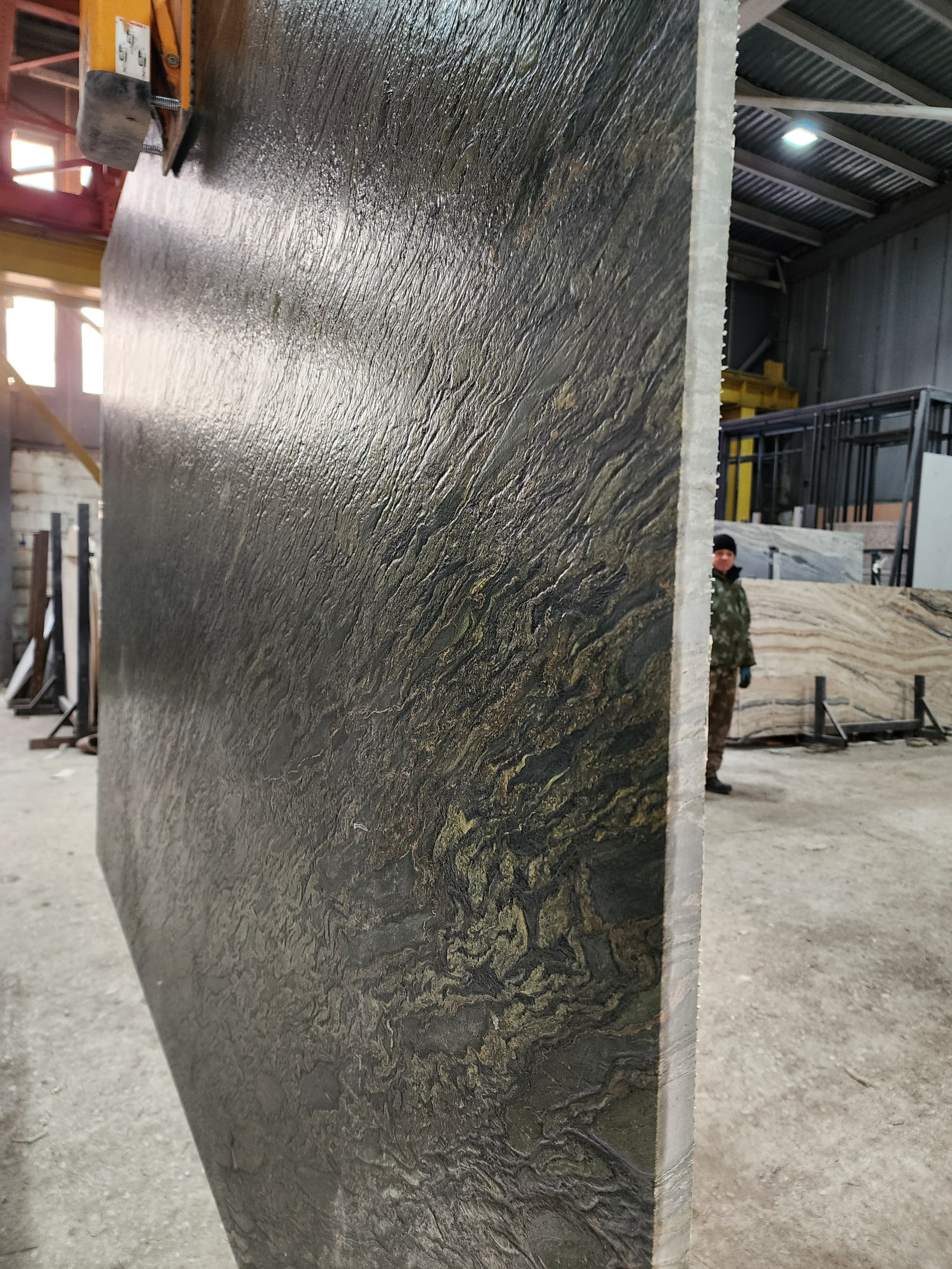 Гранит /Granite Picasso/(зеленый, фактурный) — фото 2