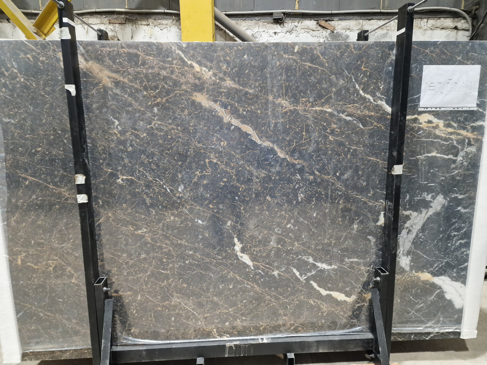 Мрамор Голдэн Блэк 
/Golden Black/ 
27022025 — фото 1