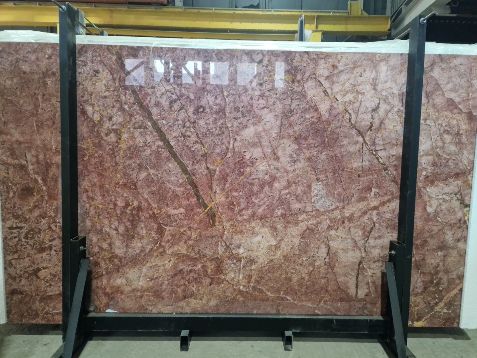 Мрамор Голдэн Роуз 
/Golden Rose/
21022025 — фото 3