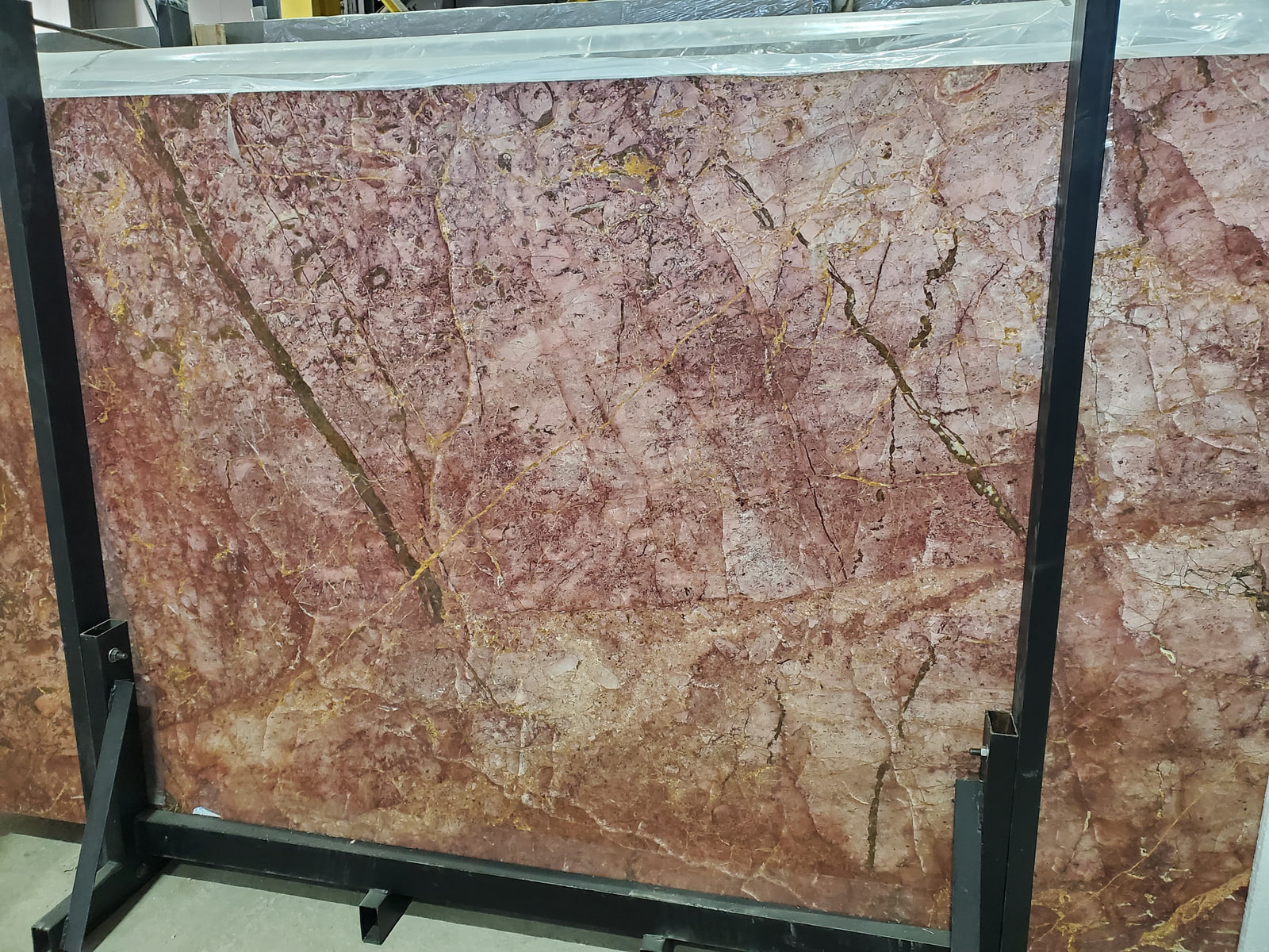 Мрамор Голдэн Роуз 
/Golden Rose/
21022025 — фото 4