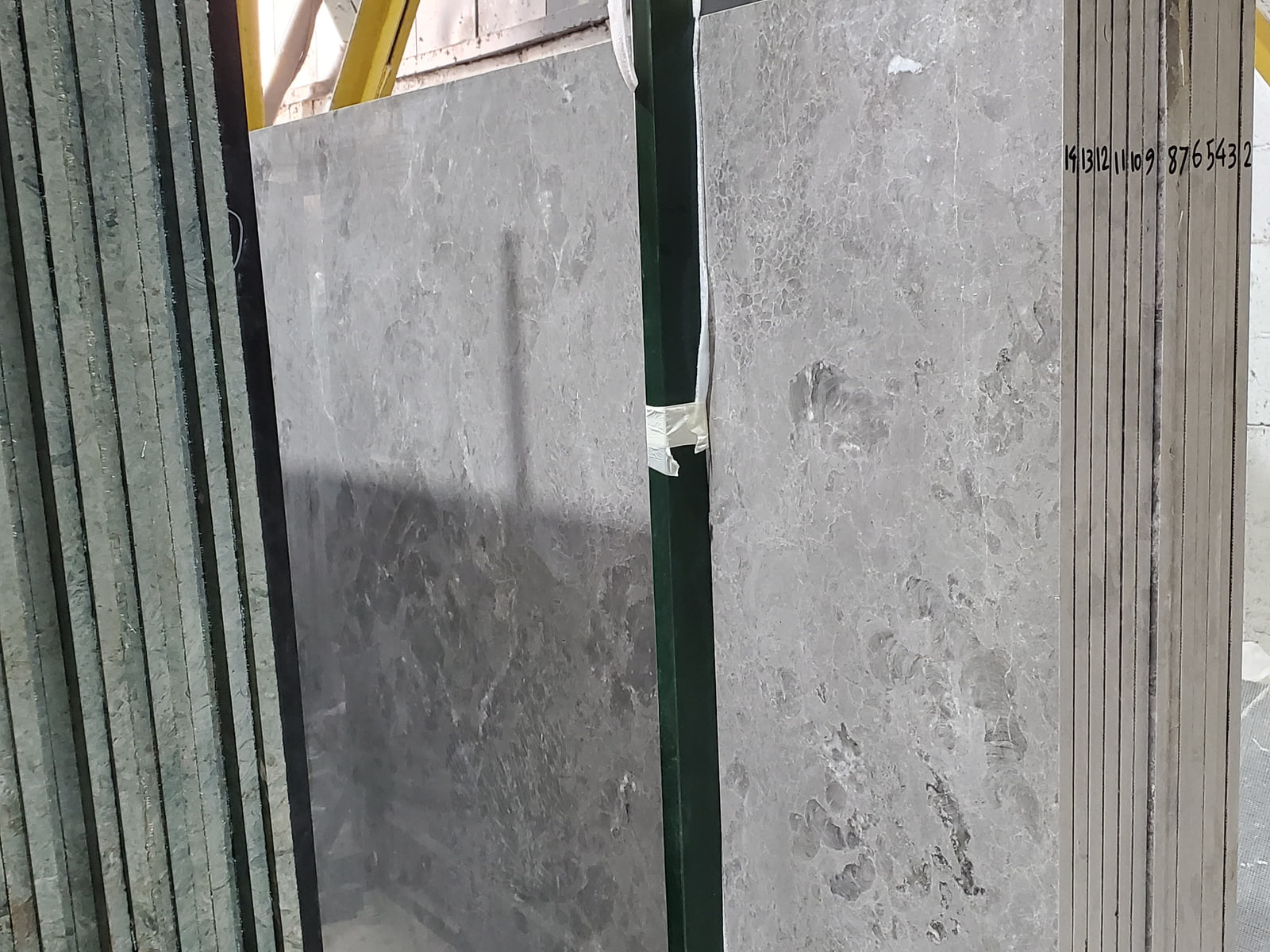 Мрамор Першиан Силк 
/Persian Silk/ — фото 1