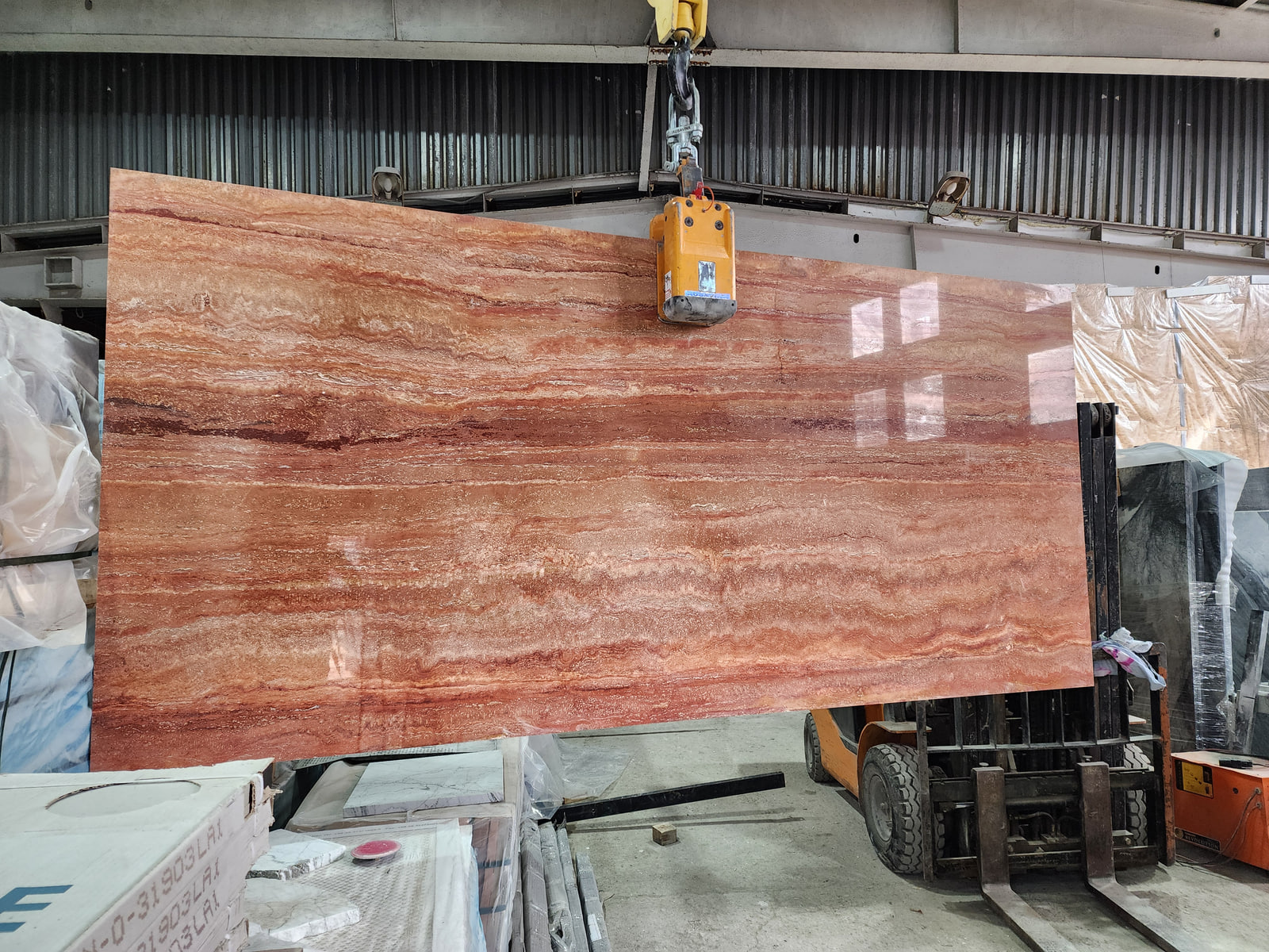 Травертин красный 
/Travertine red/
21022025 — фото 3