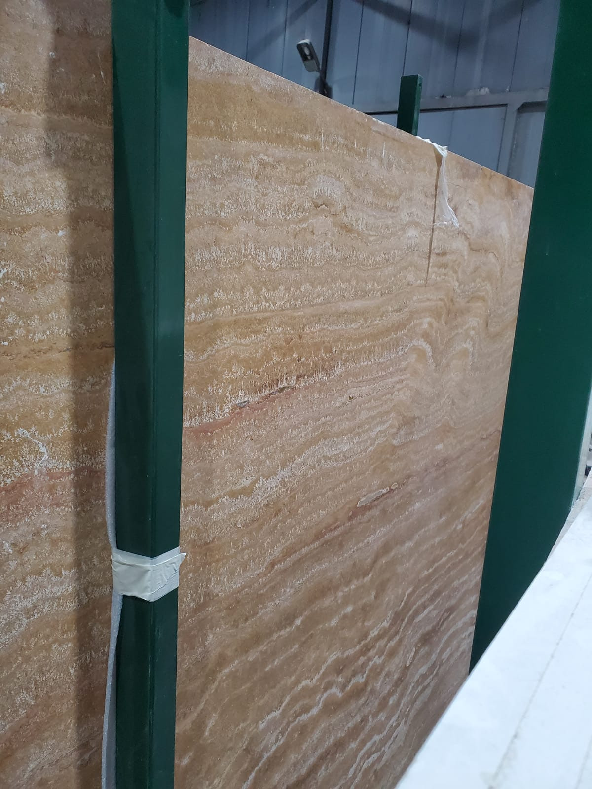 Травертин желтый
 /Travertine yellow/ заполненный, полированный — фото 4